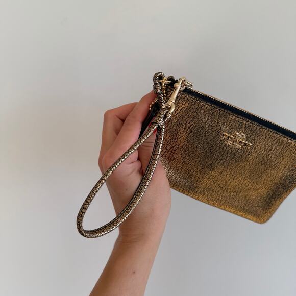 Coach Pebbled Leather Metallic Wristlet Gold OS - Picture 5 of 8
